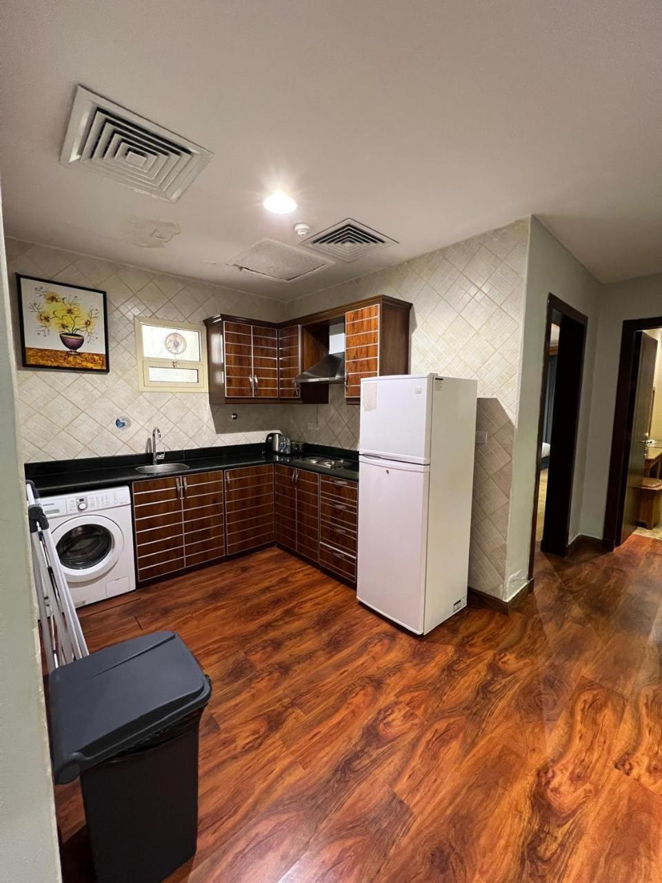 Al Masem Serviced Apartments - Exit 9 Rijád Kültér fotó